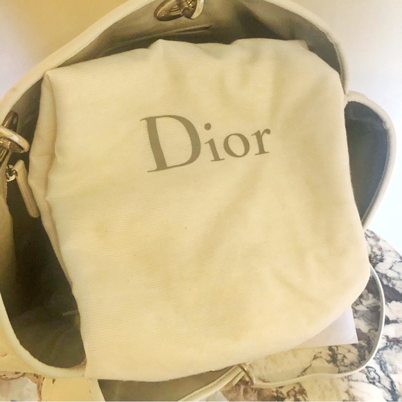 Dior Lady Dior weaved bag - Picture 10 of 10